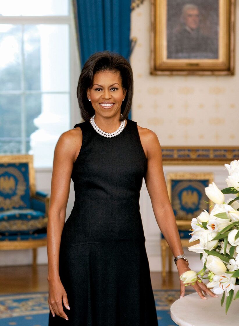 Michelle-Obama-portrait-first-lady-Blue-Room-2009.jpg